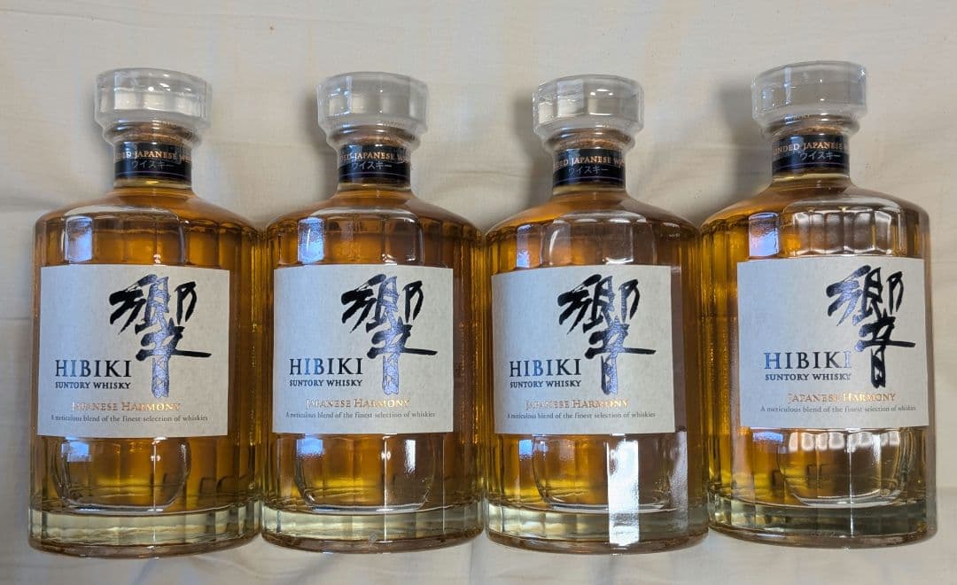 Hibiki ウイスキー 700ml 4本セット　響