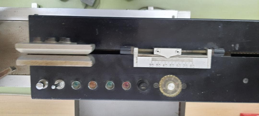 ココ【ジャンク品】ガット張り機　ストリングマシーン アシックス製