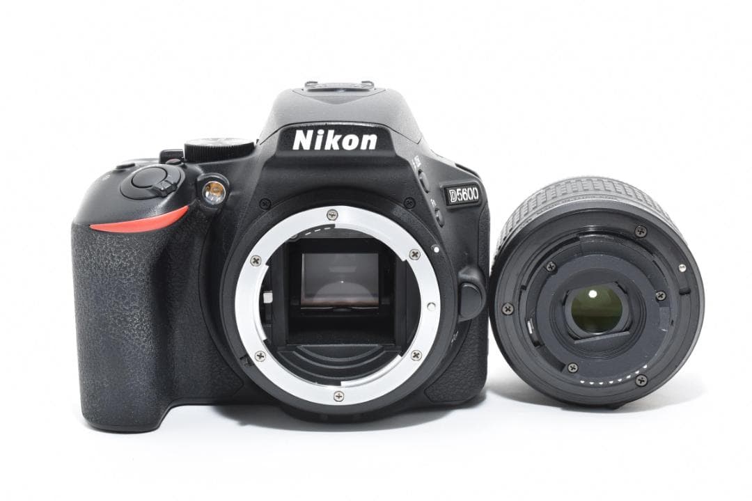 ❤即購入1000円OFF❤Nikon D5600❤Wi-Fi❤卒業式の思い出に❤