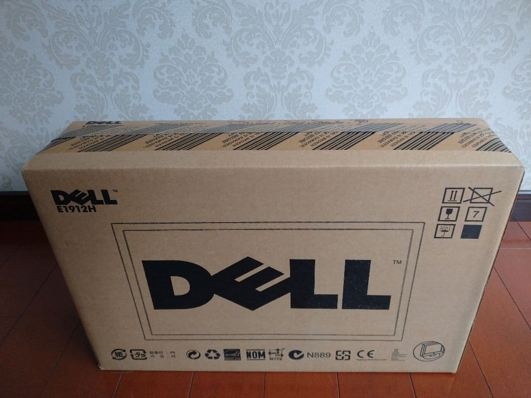DELL ディスプレイ E1912H