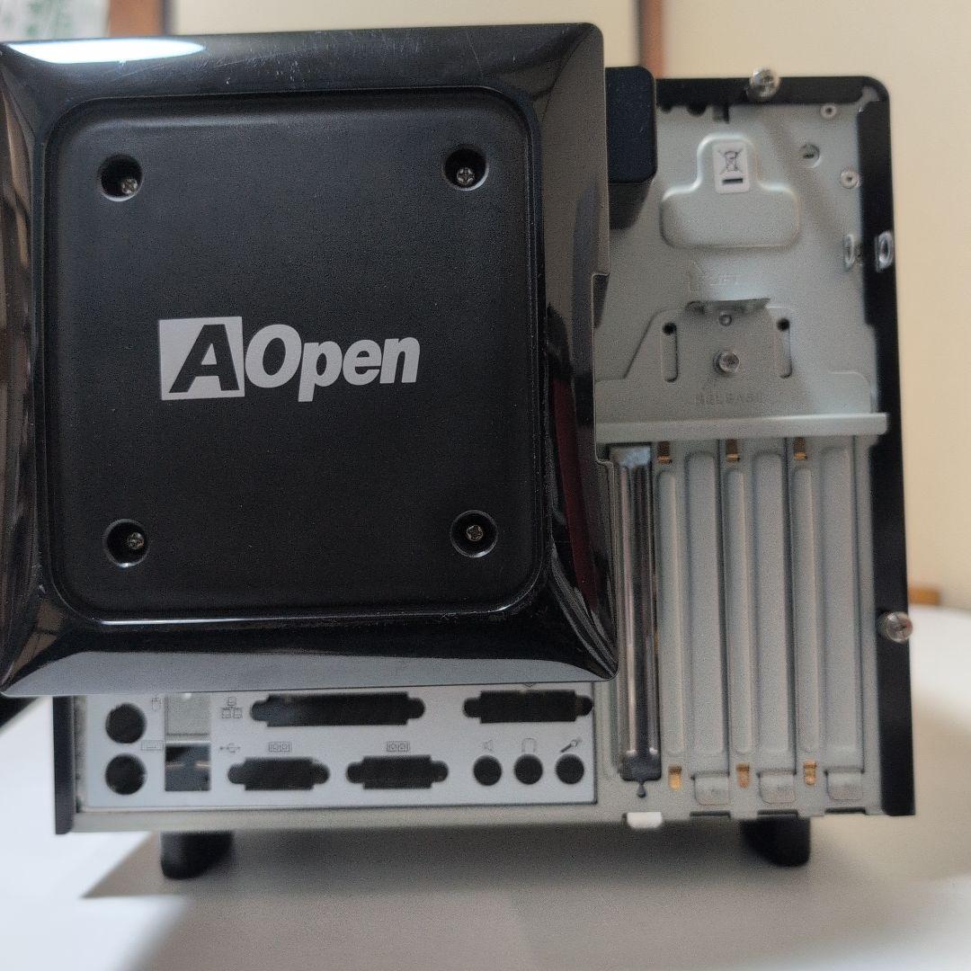 PCケース　ガンダム仕様　AOpen G326　microATX 中古