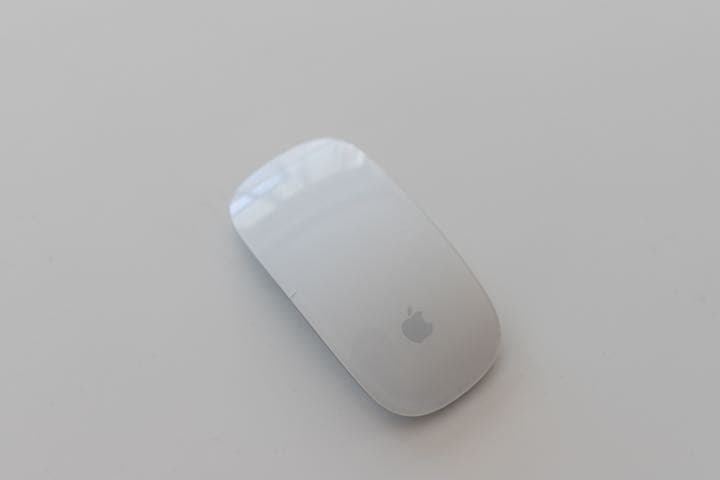 Apple iMac ＋ keyboard / mouse