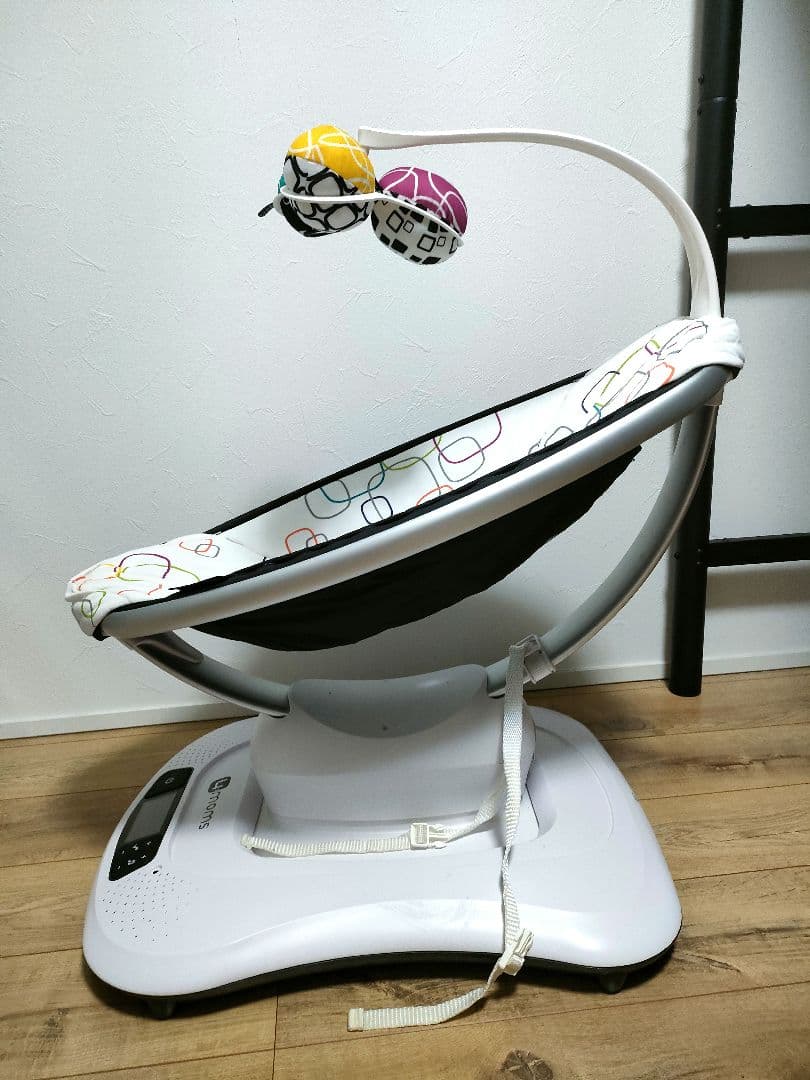 電動バウンサー mamaRoo4.0(ママルー4.0)