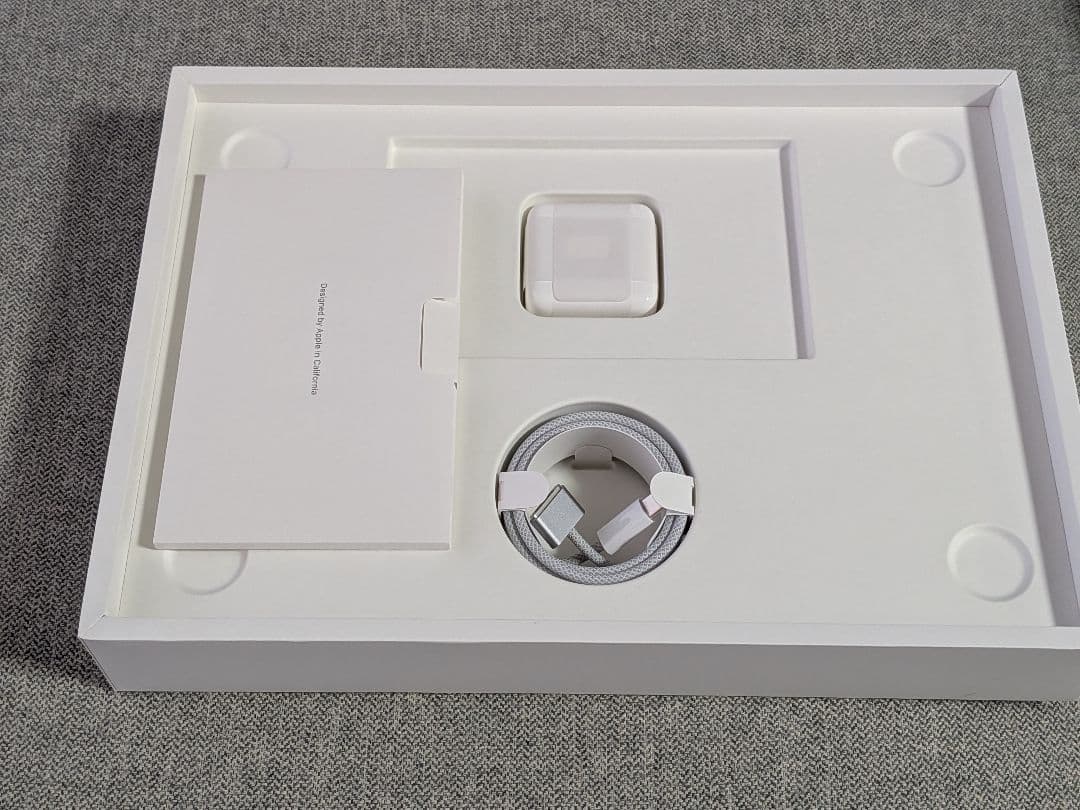 M2 MacBook Air メモリ 24GB SSD 512GB