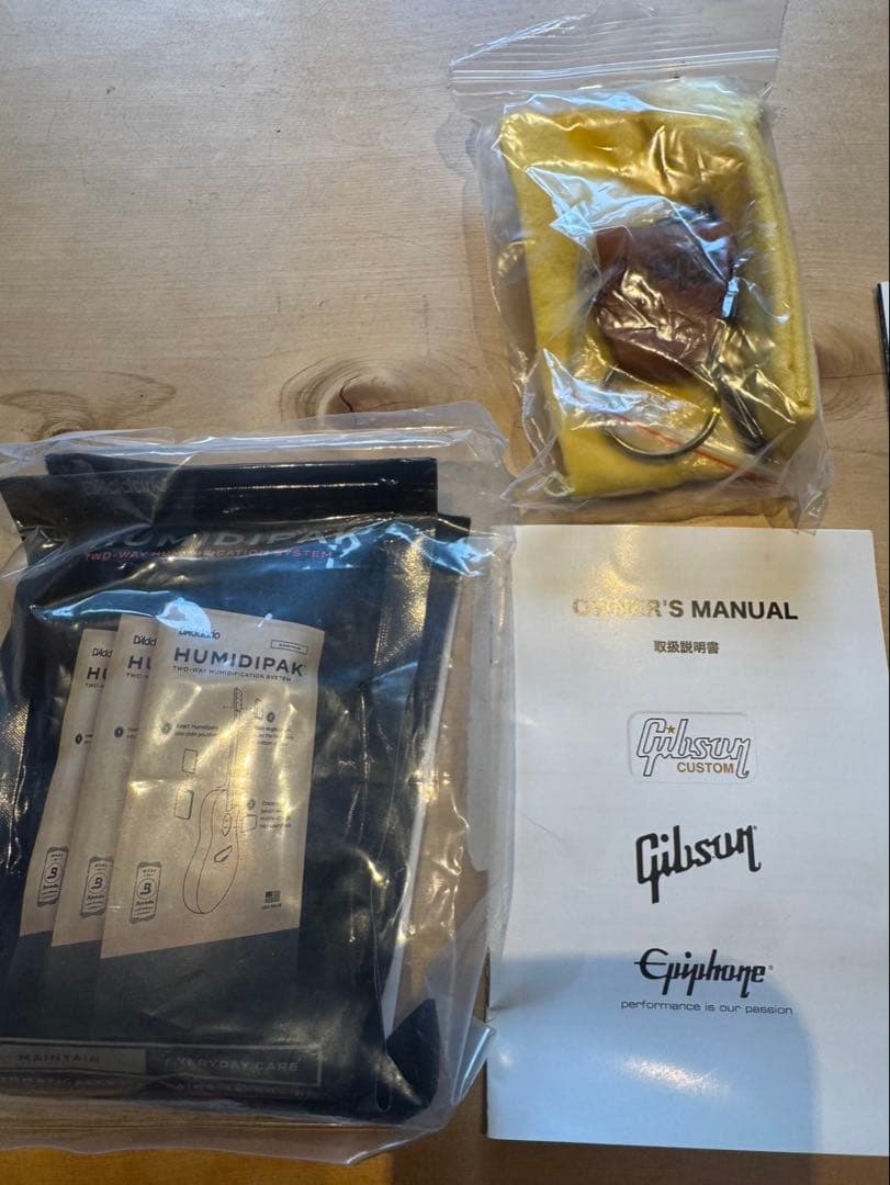 ギター(ギブソンJ-45 スタンダード)