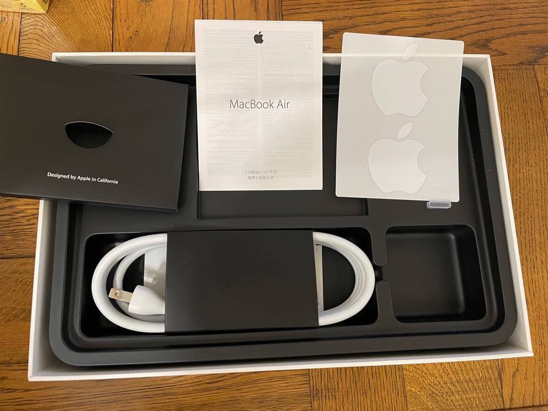 【売り切り】MacBook Air 11インチ Early 2014