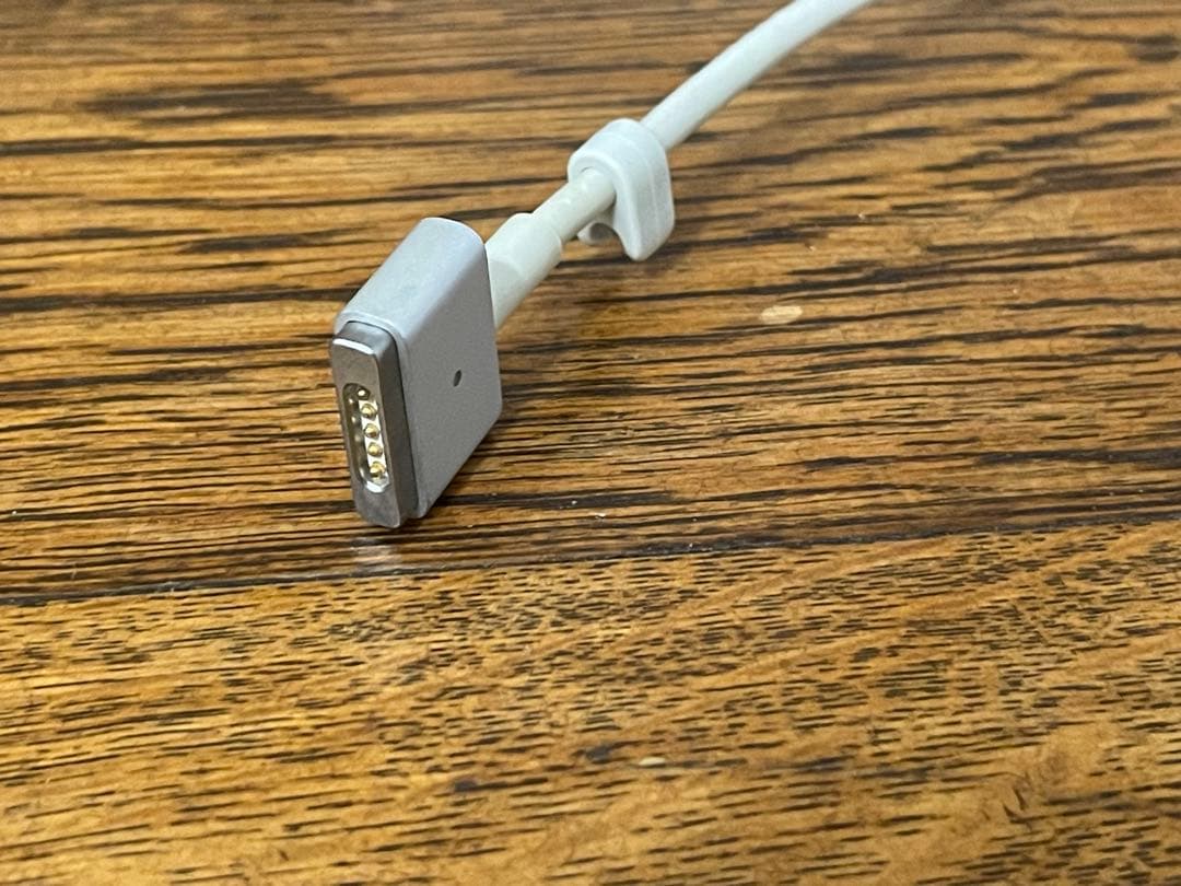 【売り切り】MacBook Air 11インチ Early 2014