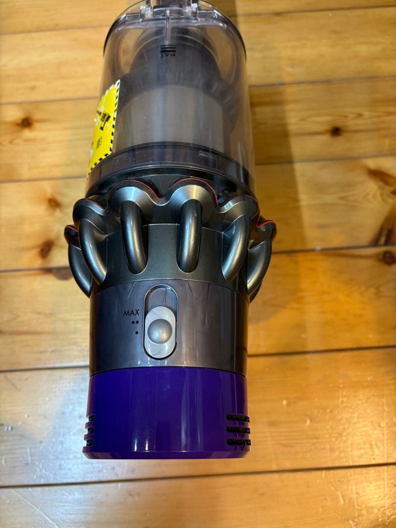 ダイソン Dyson V10（SV12） 動作確認済み　付属パーツ付き