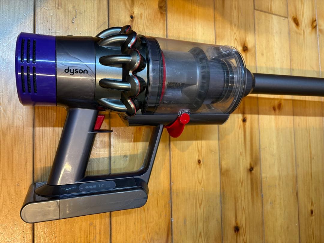 ダイソン Dyson V10（SV12） 動作確認済み　付属パーツ付き