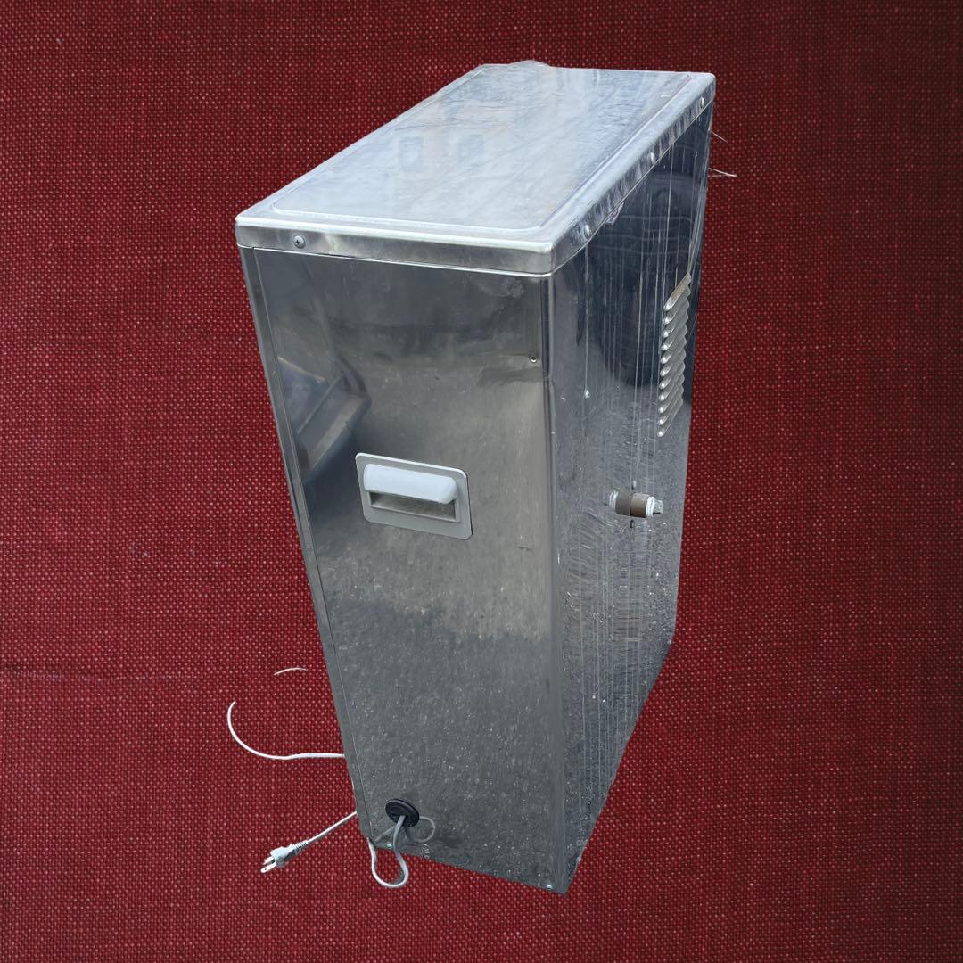 石油ボイラー 長府製作所 IBF-3865SG 給湯専用 減圧式、2020年製。