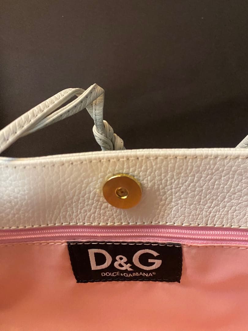 D&G ビジュー装飾 ホワイトクラッチバッグ