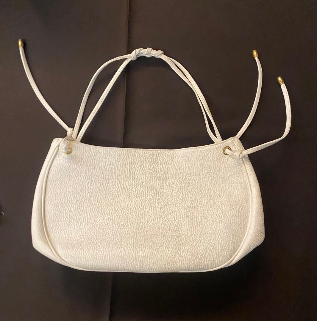 D&G ビジュー装飾 ホワイトクラッチバッグ