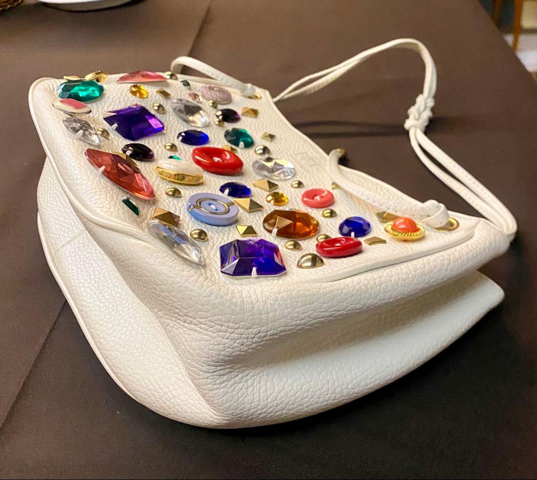 D&G ビジュー装飾 ホワイトクラッチバッグ