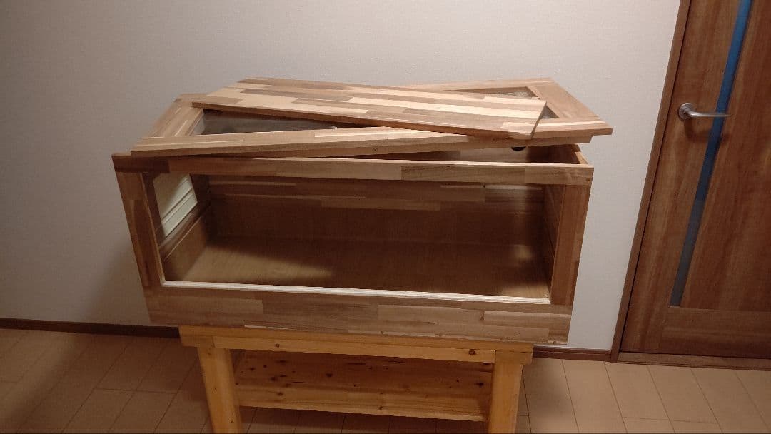 こもケージ！アカシア集成材15ミリ幅120縦50奥行50蜜蝋仕上げ！