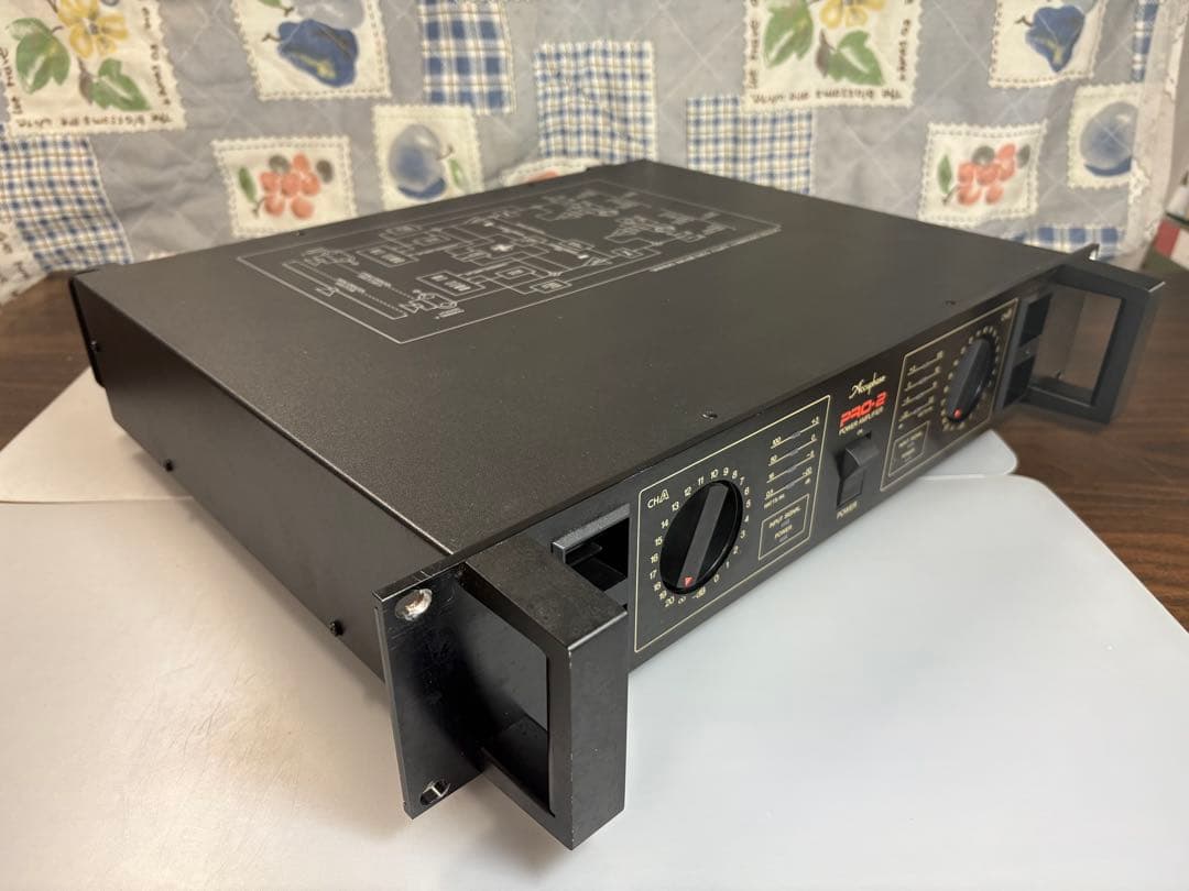 Accuphase アキュフェーズ PRO-2