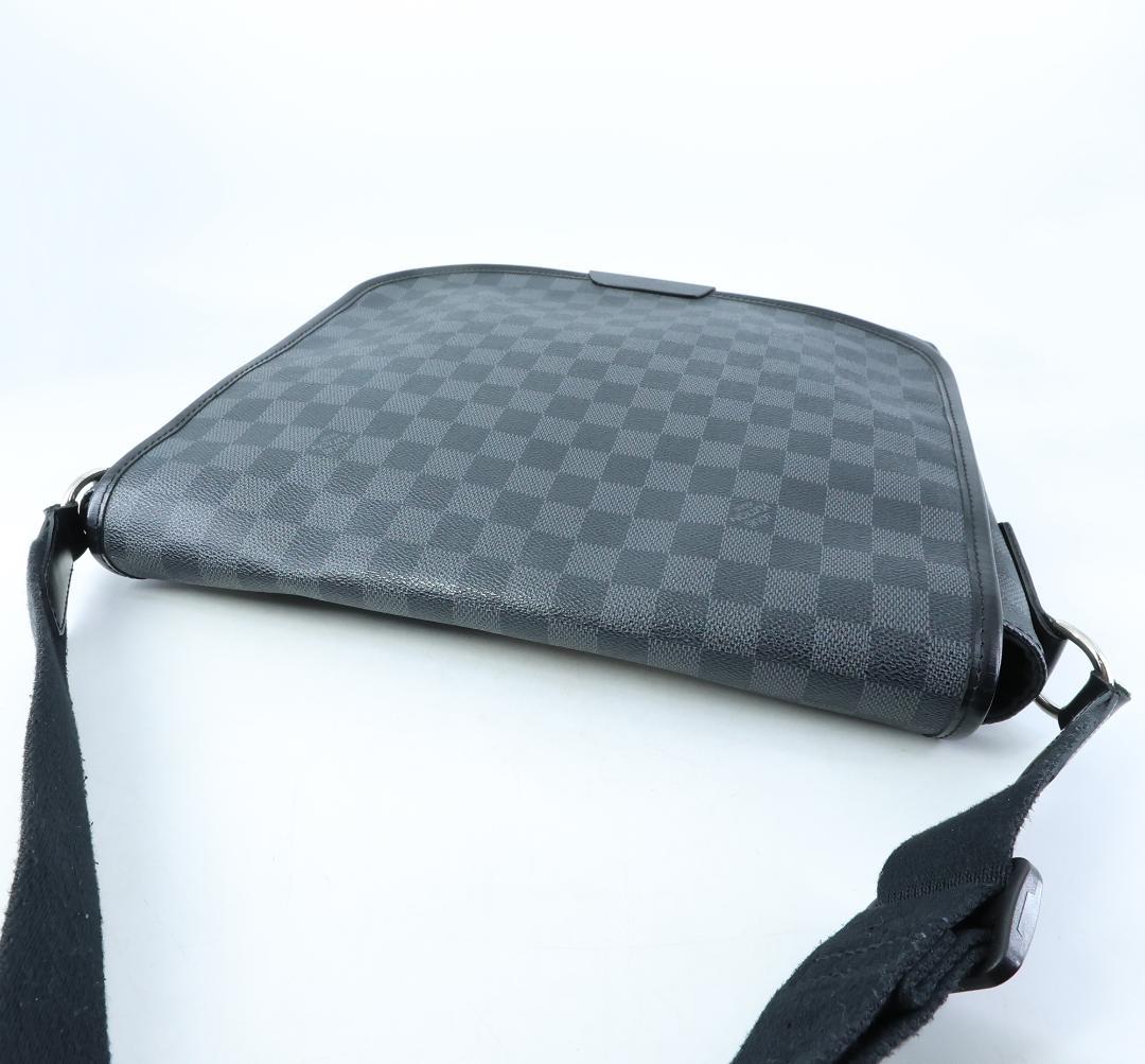 PB254 LOUIS VUITTON　ダミエグラフィット　ダニエルMM