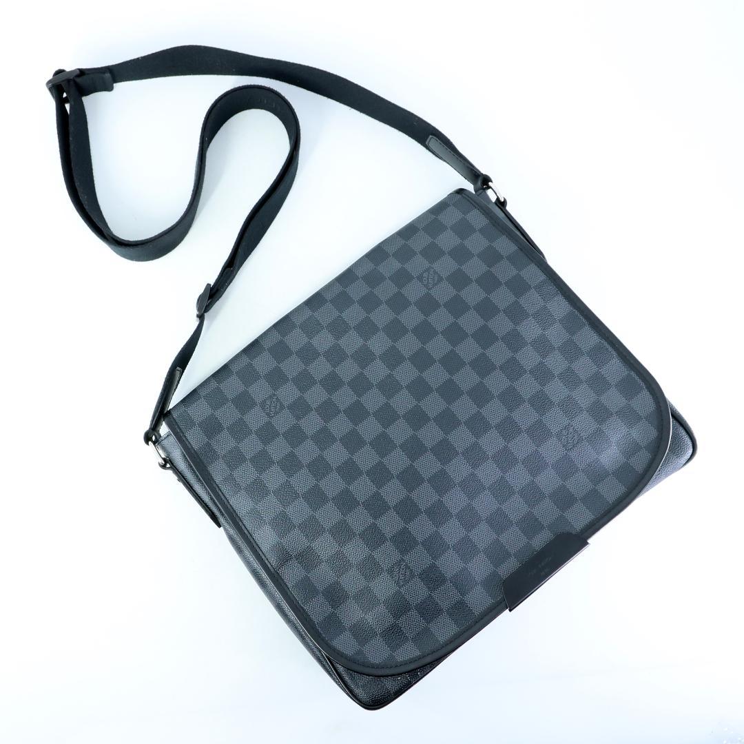 PB254 LOUIS VUITTON　ダミエグラフィット　ダニエルMM