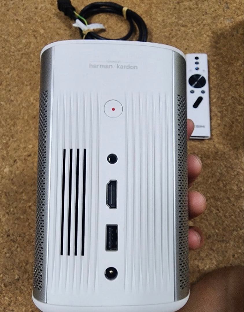 XGIMI MoGo　Android TV Projector XJ03W