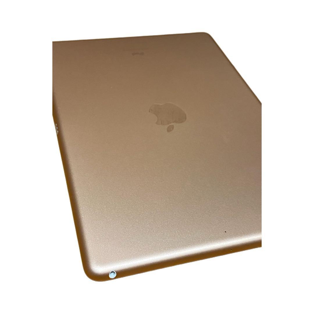 iPad7 128GB ゴールド　フィルム　ケース　アップル　ジャンク◎