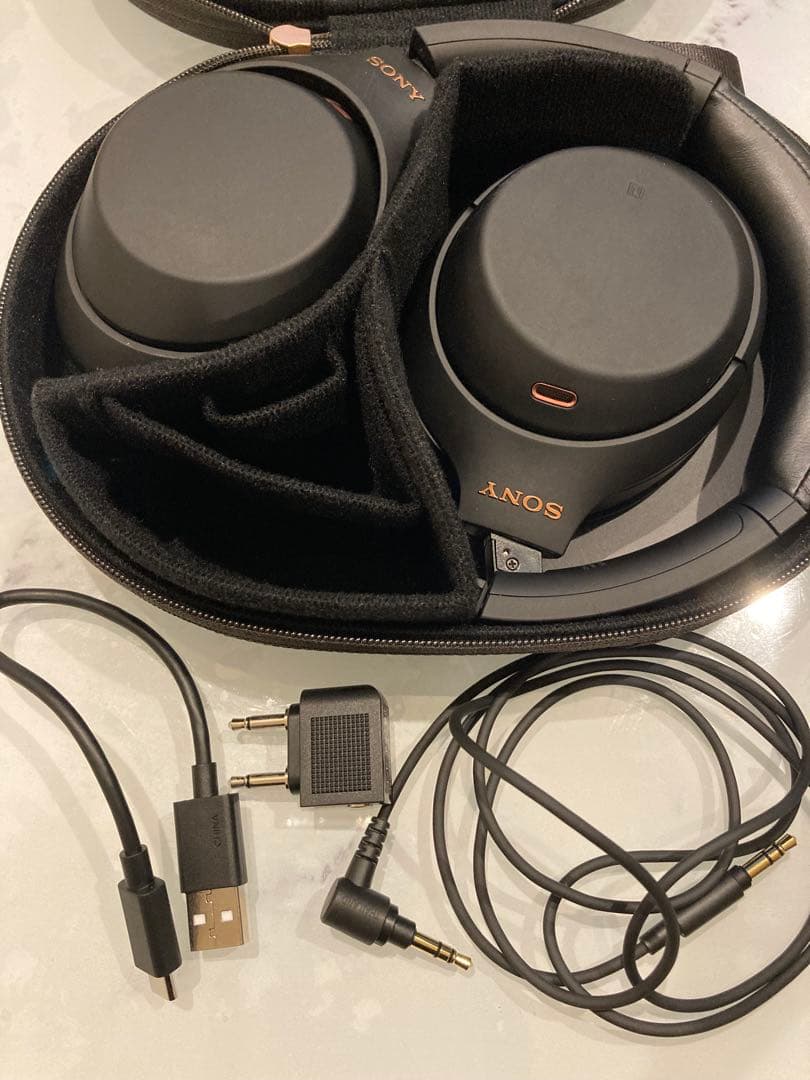 ソニー ワイヤレスノイズキャンセリングヘッドホン WH-1000XM4