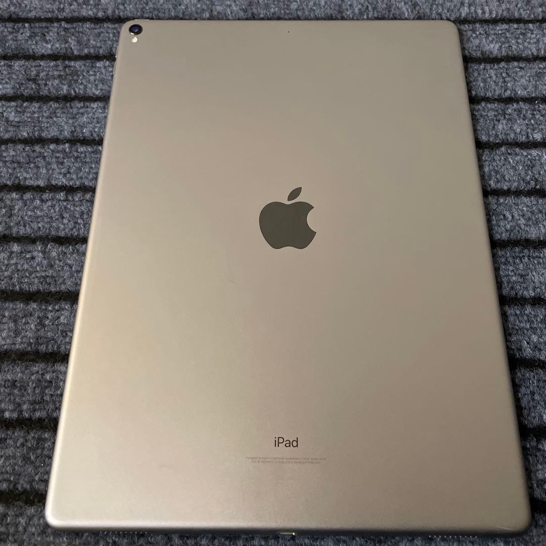 182 iPad Pro 12.9 2世代 64GB Wi-Fi グレイ