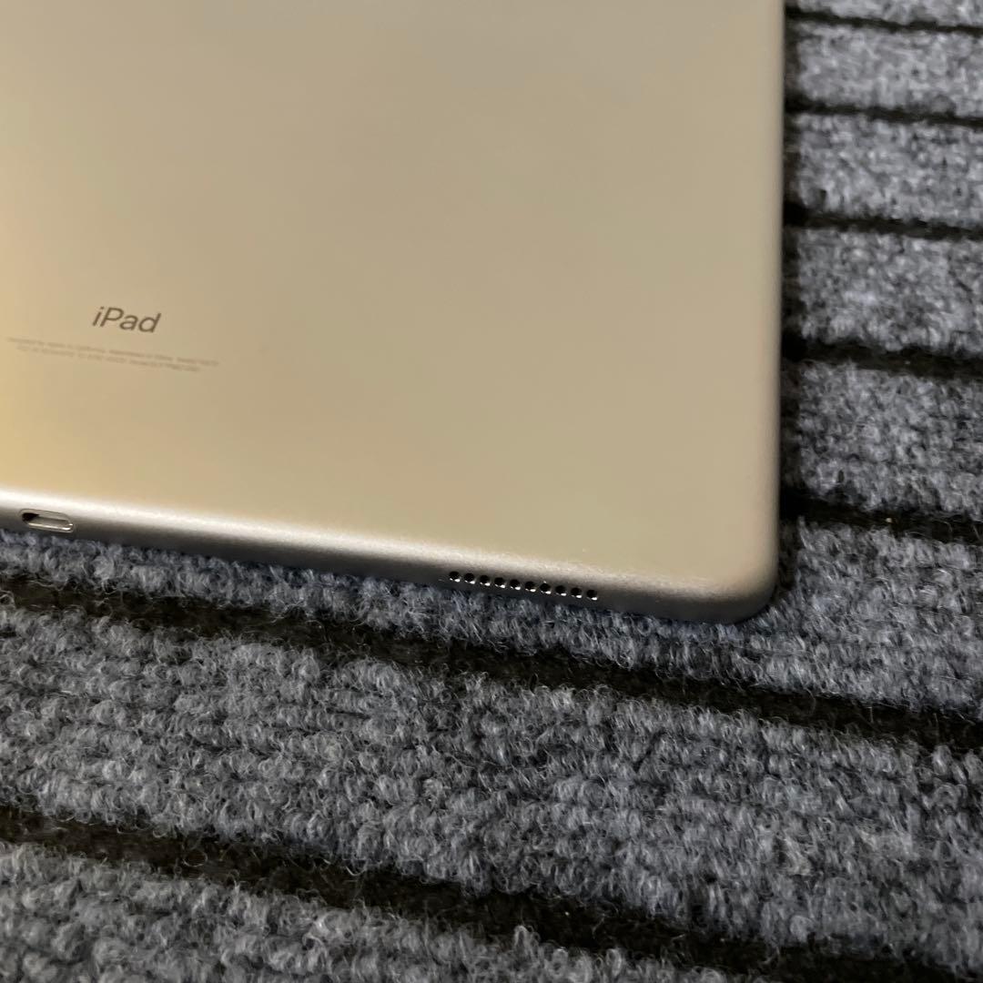 182 iPad Pro 12.9 2世代 64GB Wi-Fi グレイ