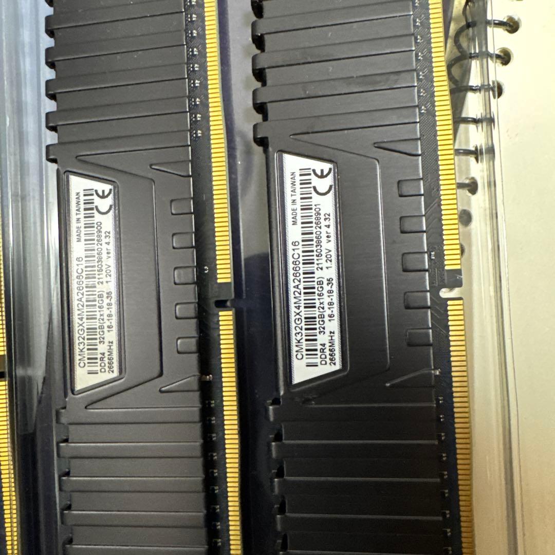 メモリー Corsair VengeanceLPX DDR4 64GB(16x4)2666