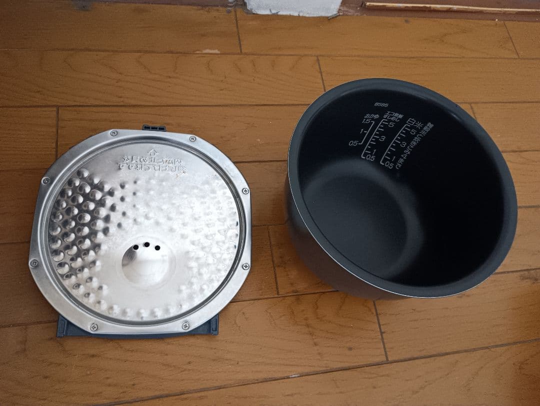 23年製❗象印、IH、豪熱沸騰炊飯器(5.5合炊き）