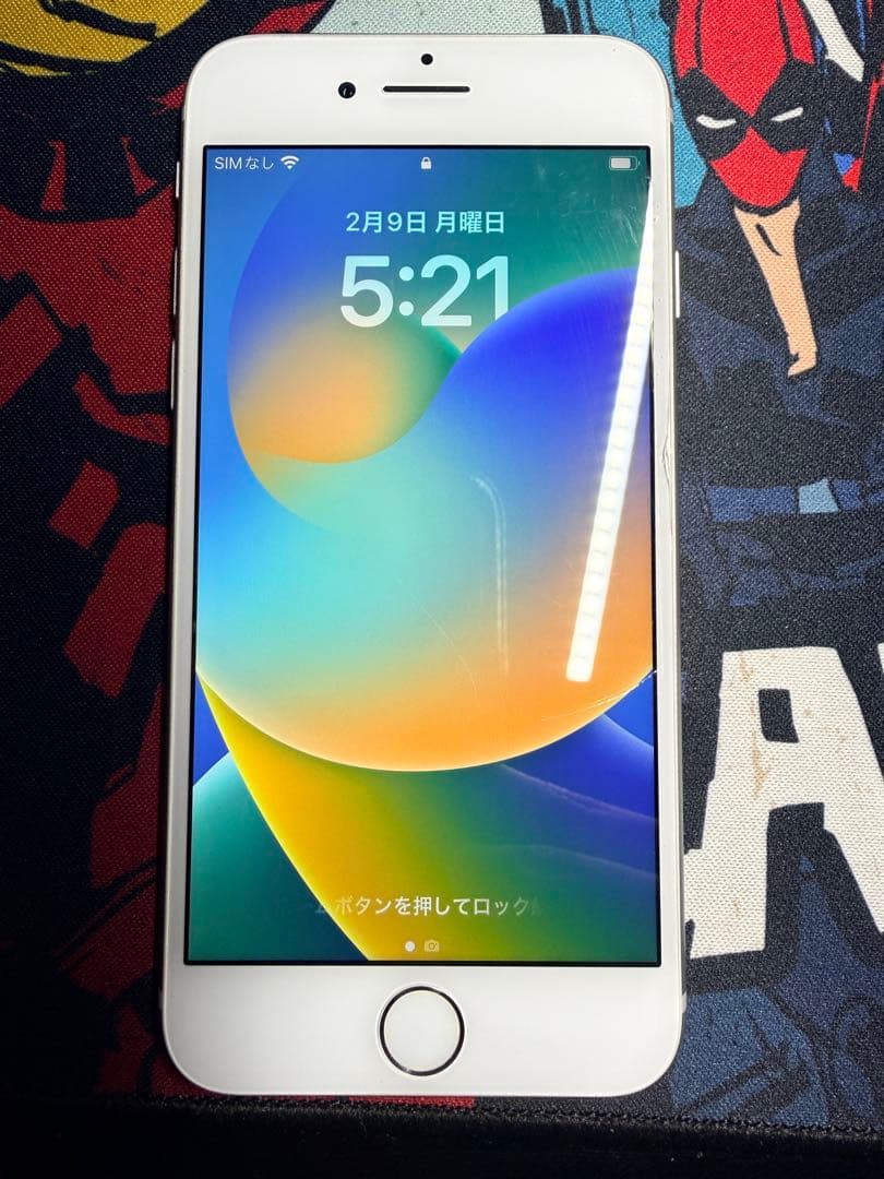 iPhone 8 ホワイト64GB simロックなし