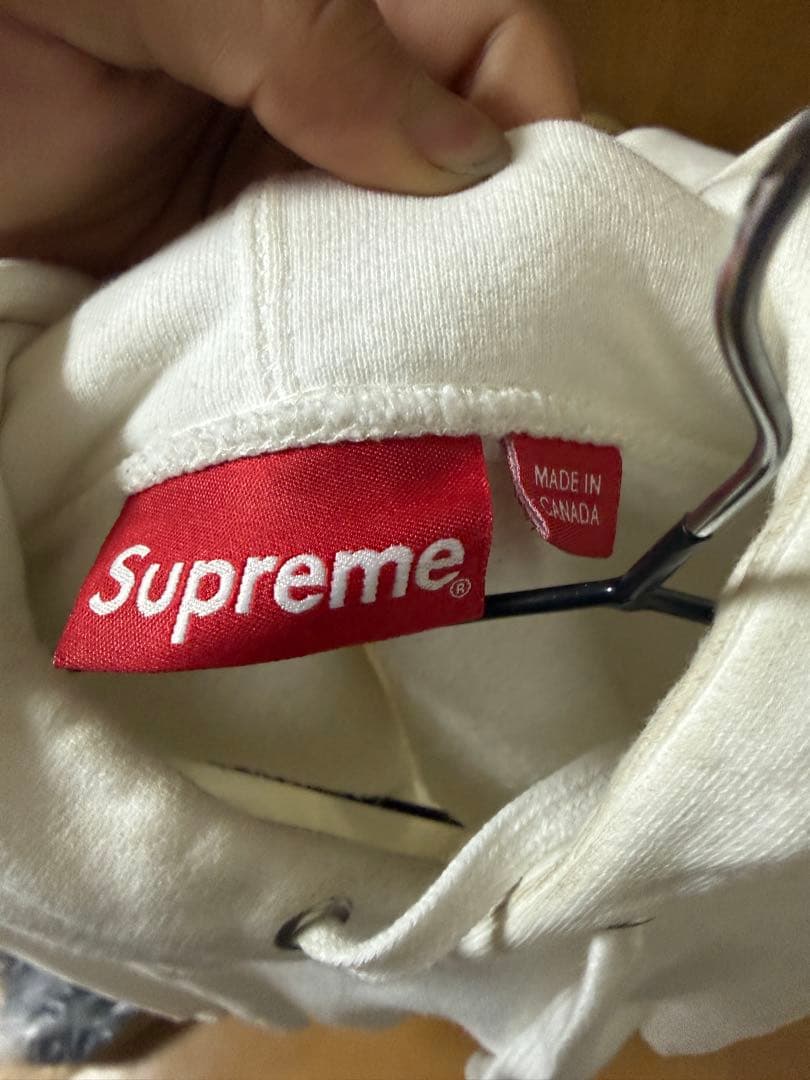 はっぱさん専用Supreme ホワイト スウェットパーカー