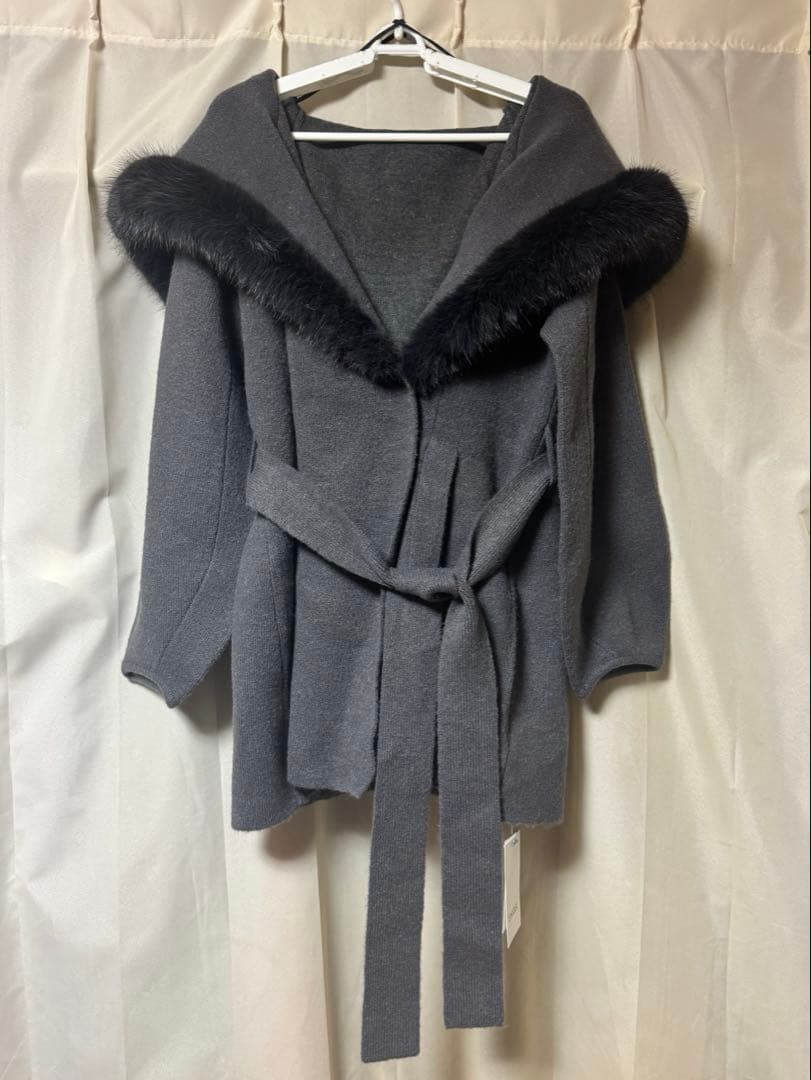 【新品未使用タグ付き】SNIDEL ファーフードニットコート DGRY