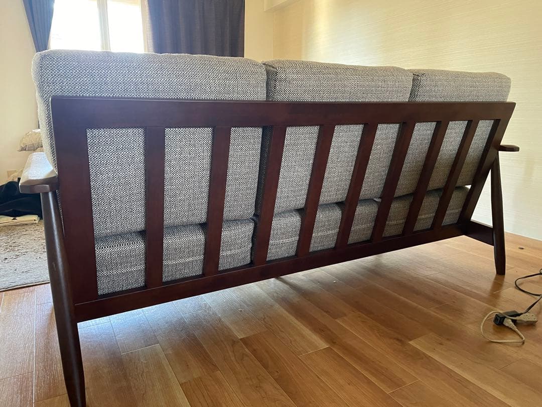 3人用布張りソファ