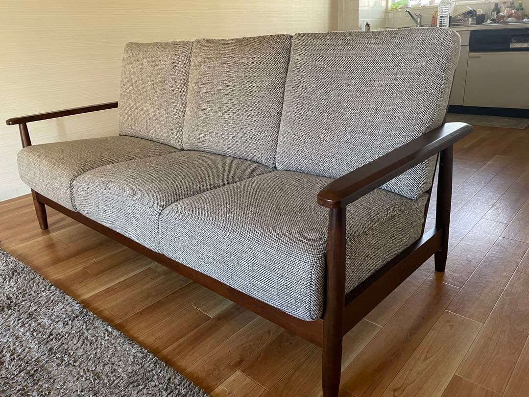 3人用布張りソファ