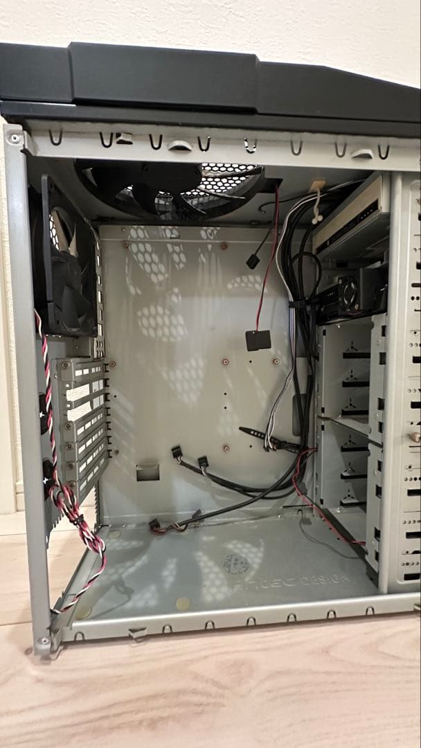 LITEON PCケース スチール アクリル　5fan