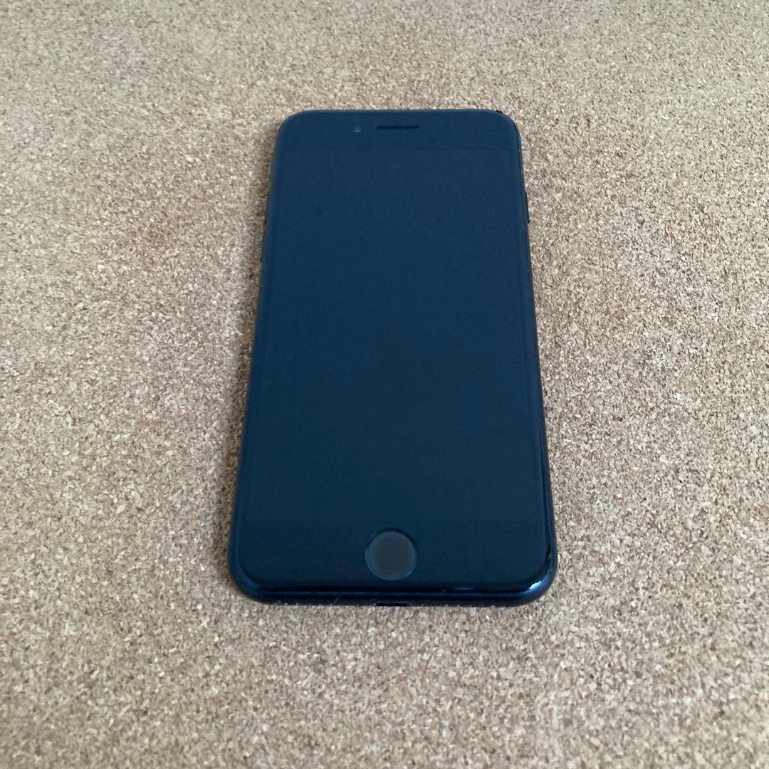 4031 電池新品☆比較的美品☆iPhoneSE3 128GB SIMフリー☆