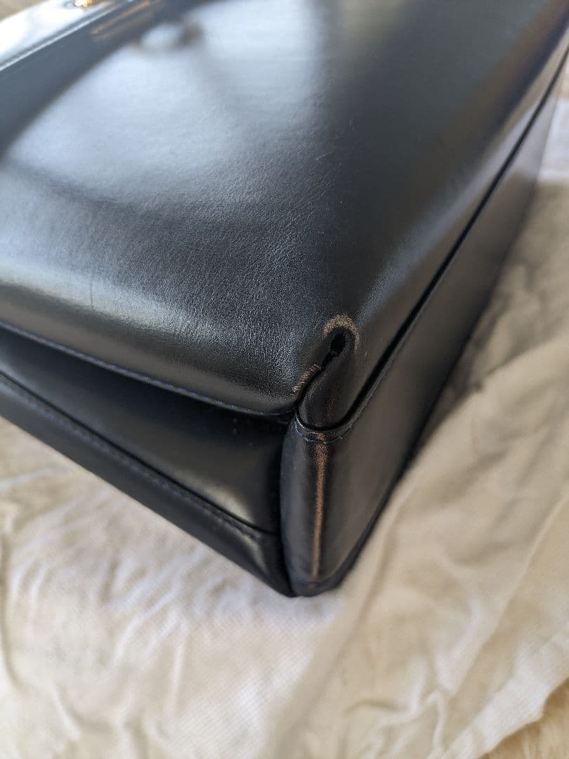 銀座和光オリジナル本革バッグ　ネイビー