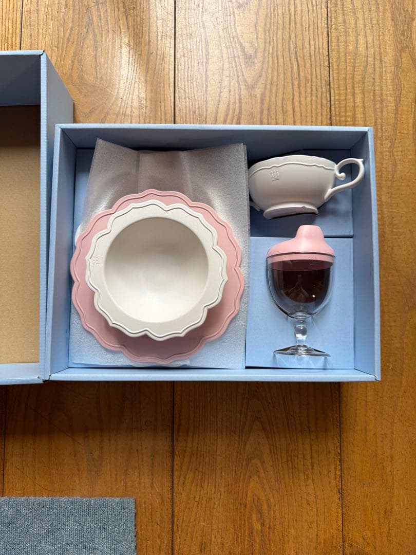 Reale ベビー用食器セット