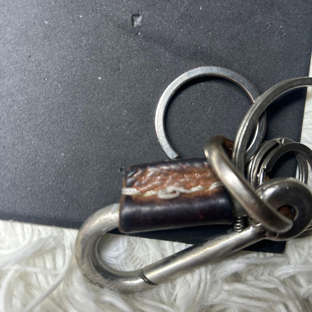 エンダースキーマ カラビナ キーリング レザー ナチュラル