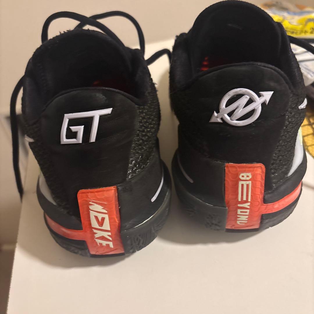 Nike バスケットボールシューズ GT CUT1