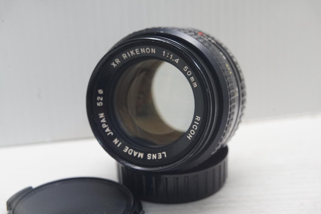 リコー　XR RIKENON 1.4 50mm　前後キャップ付き　882