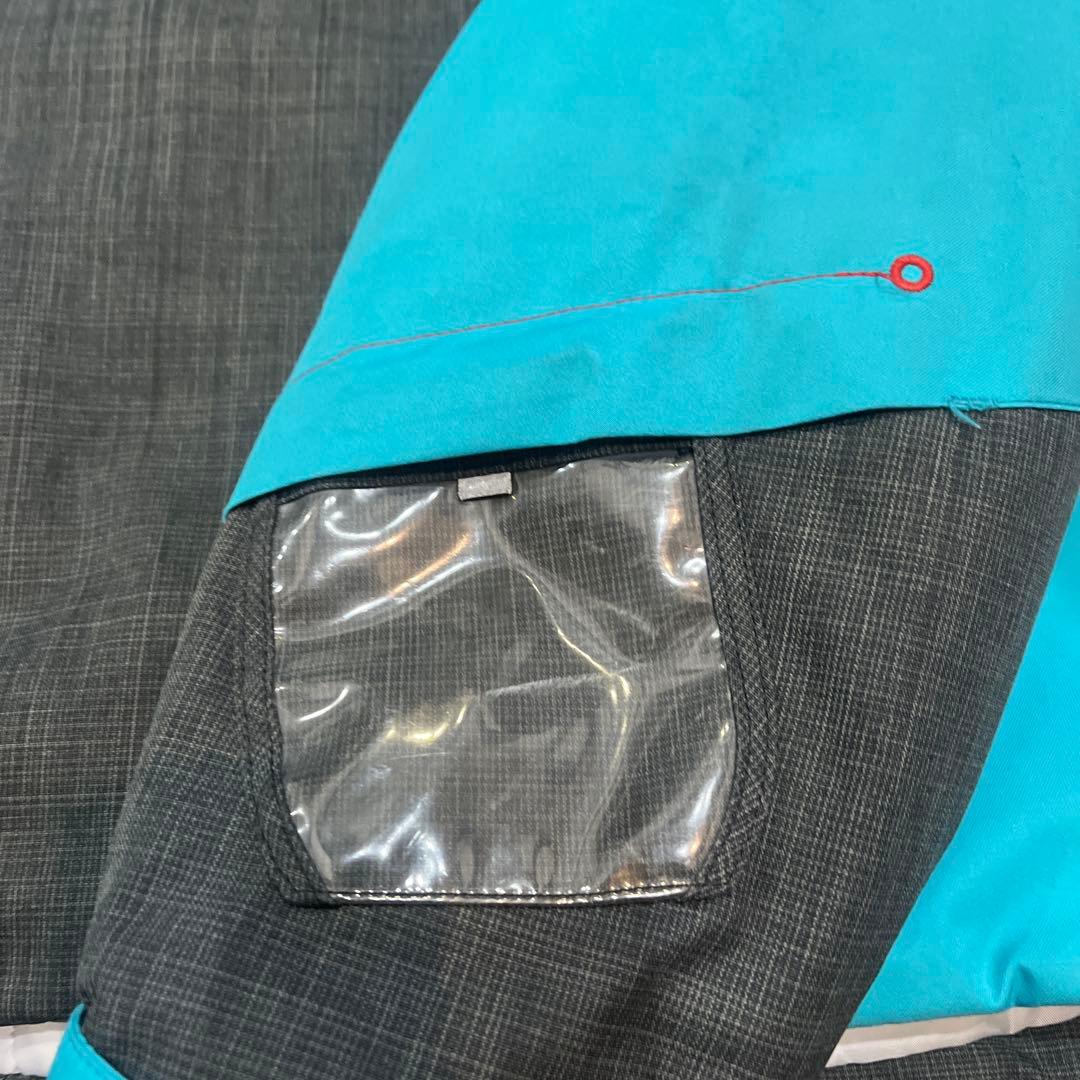 デサント　美品　　セットアップ　上下　スキーウェア　150 女の子　男の子