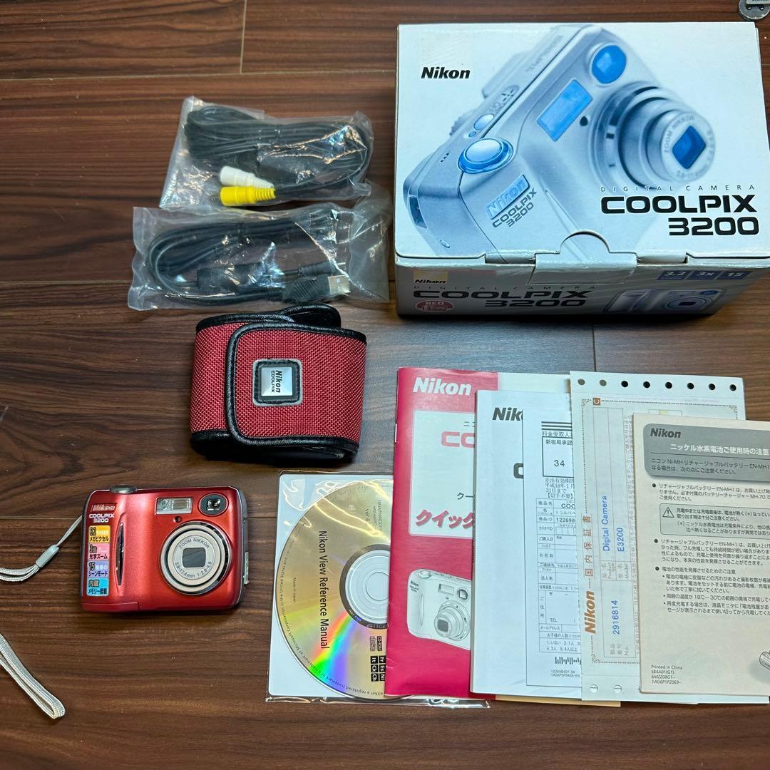 Nikon COOLPIX 3200 デジカメ 5322