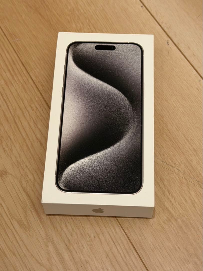 iPhone 15 Pro Max 512GB 海外版simフリー