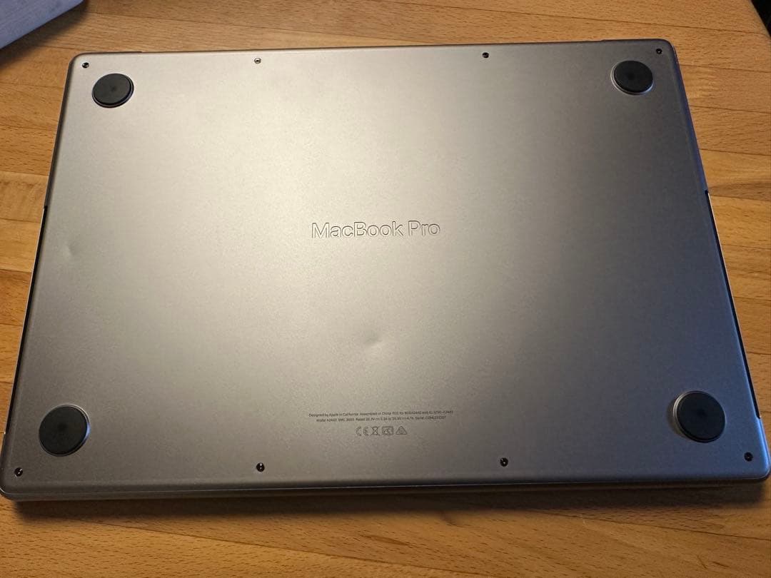 MacBook本体 MacBook Pro 14-inch Model No. A2442