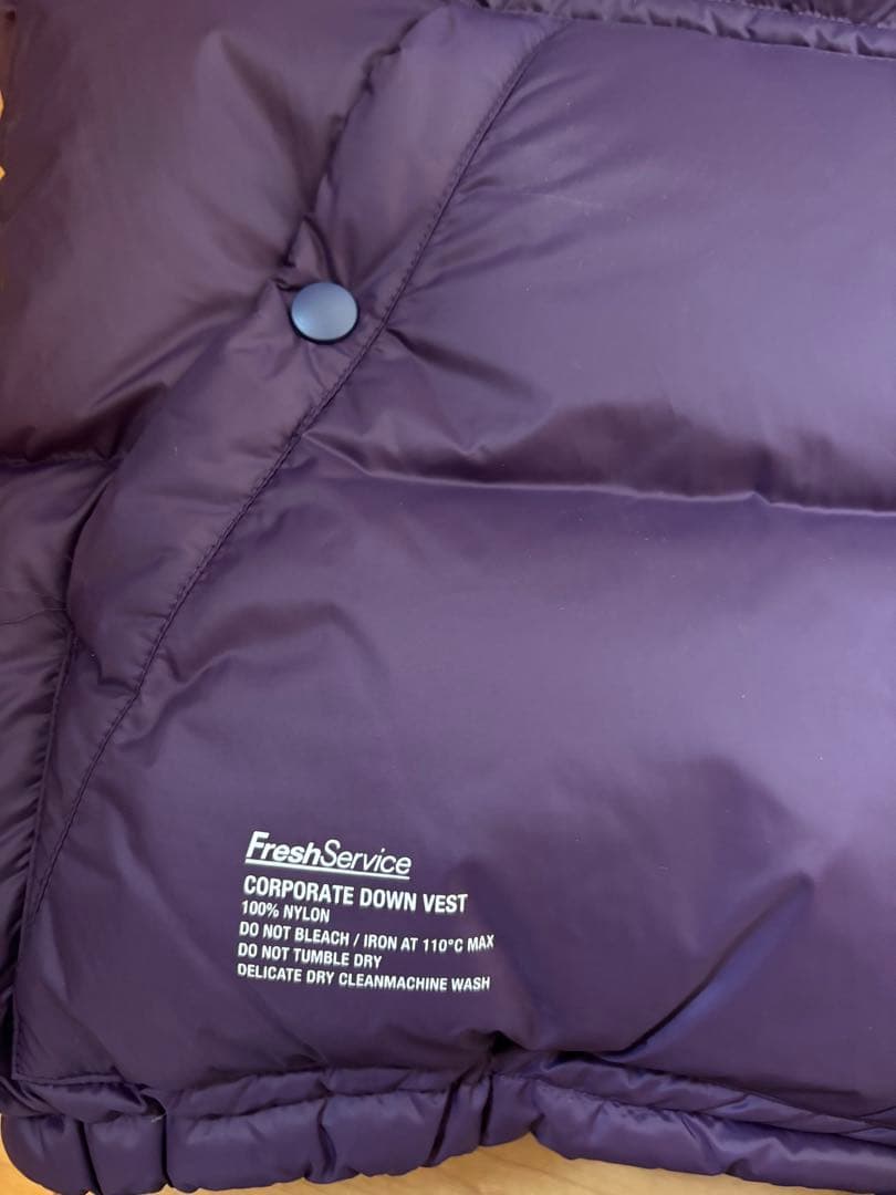 フレッシュサービス CORPORATE DOWN VEST ダウンベスト