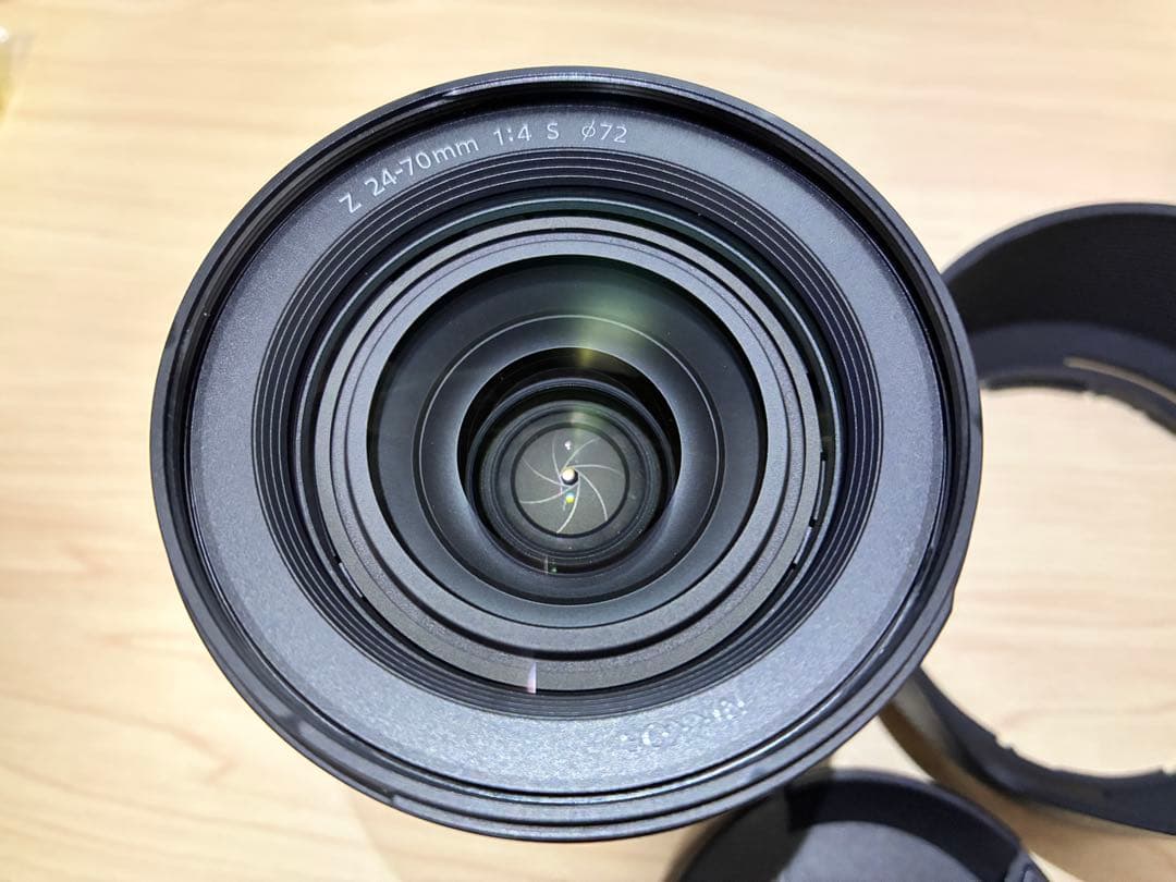 ニコン 24-70mm f/4 S ズームレンズ