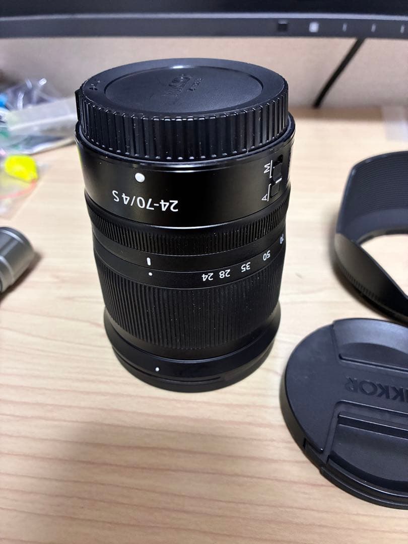 ニコン 24-70mm f/4 S ズームレンズ