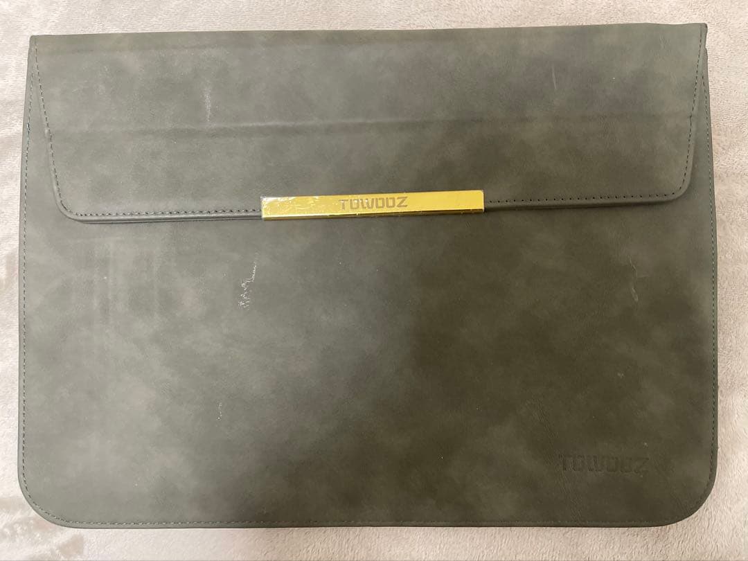 Apple MacBook Pro 13インチ 256GB おまけ付き