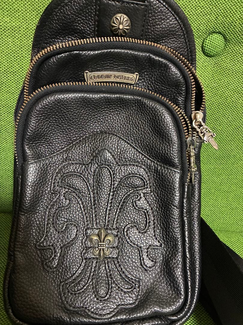クロムハーツ レザー ショルダーバッグ　百合