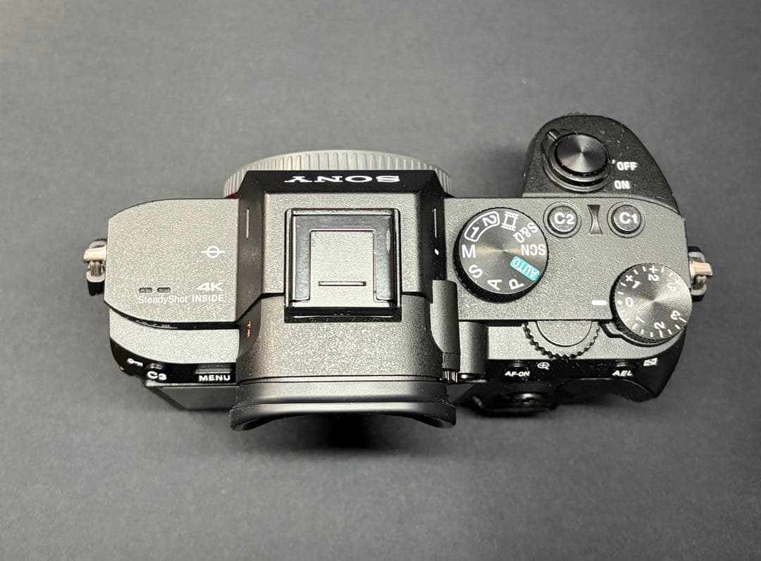 美品［ショット数8,856枚］ SONY α7 III ILCE-7M3